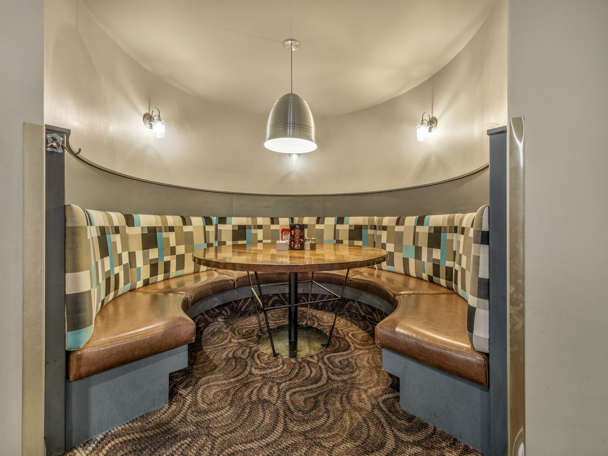 Фото Holiday Inn Lethbridge