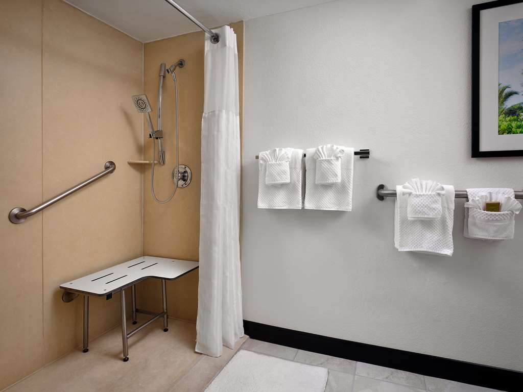 Фото Hilton Garden Inn Cocoa Beach Oceanfront