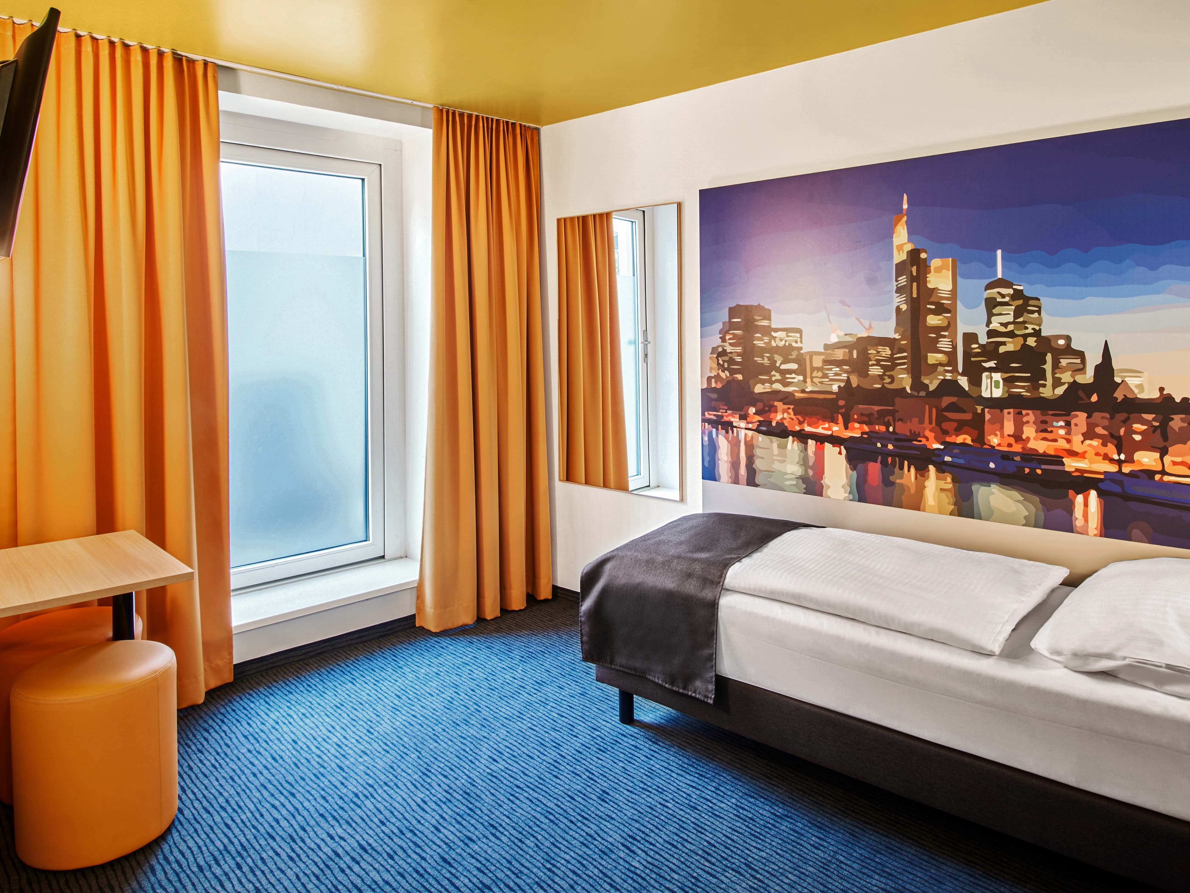 Фото B&b Hotel Frankfurt-Hbf