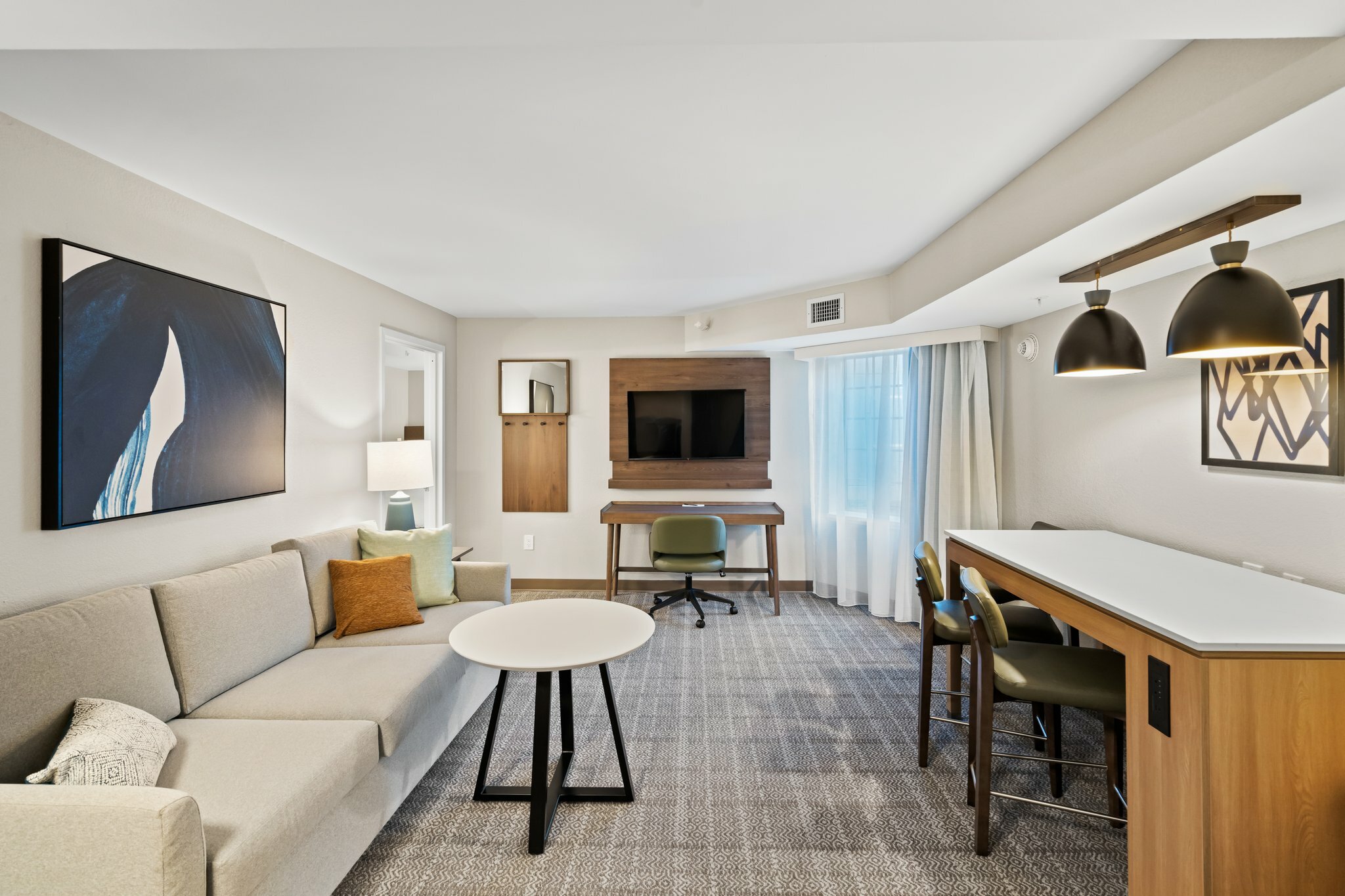 Фото Staybridge Suites North Brunswick, an Ihg Hotel