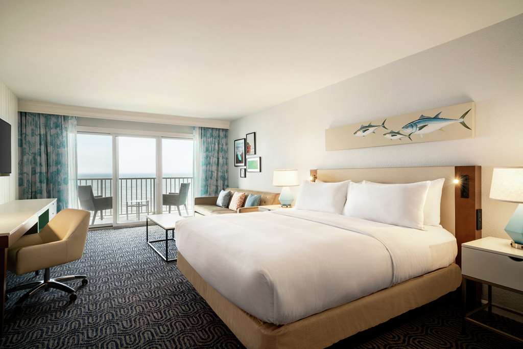 Фото DoubleTree by Hilton Ocean City Oceanfront