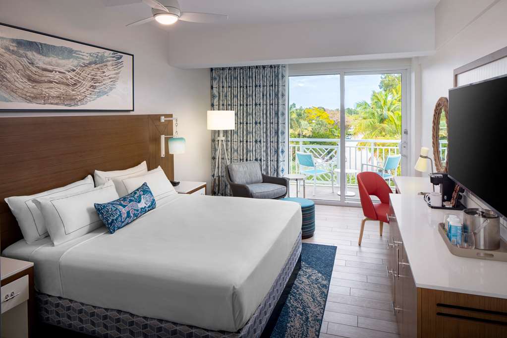 Фото The Reach Key West, Curio Collection by Hilton