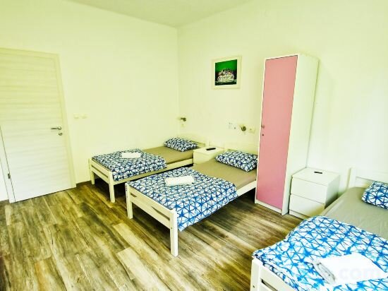 Фото Croparadise Hostel