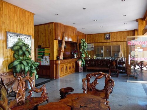 Гостиница Anoulackkhenlao Hotel в Пхонсаване