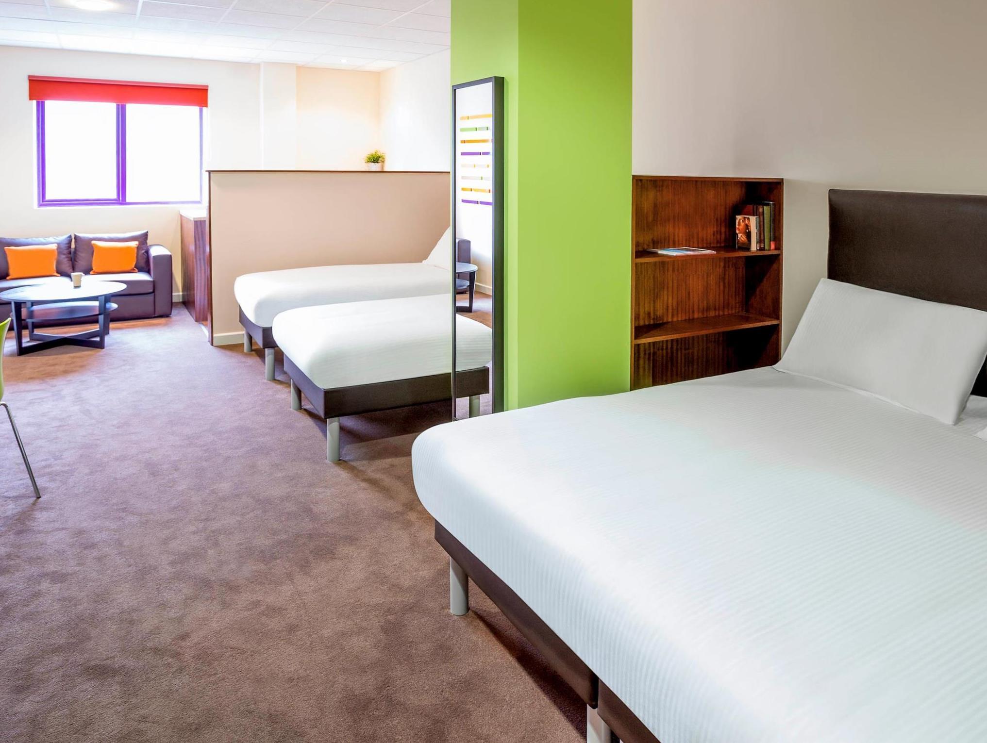 Фото Ibis Styles London Excel
