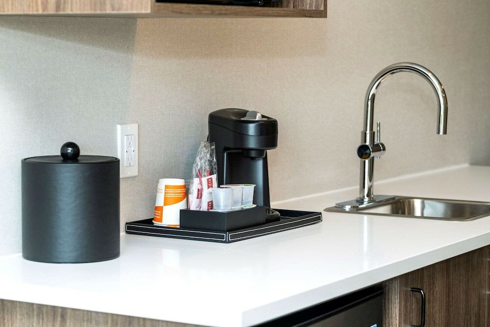 Фото Comfort Inn and Suites