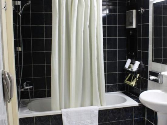 Фото Al Diar Dana Hotel