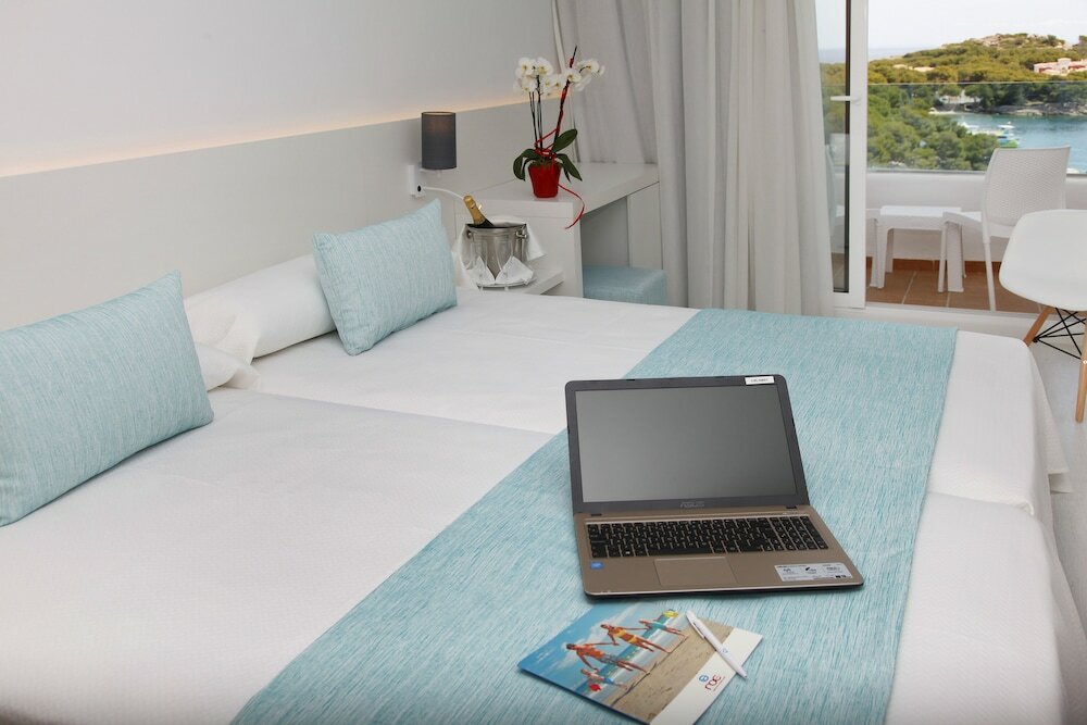 Фото Hotel Roc Carolina Capdepera