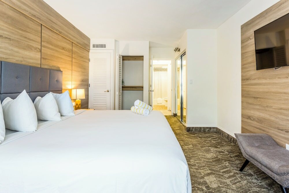 Фото Riverside Apartments by The Beach