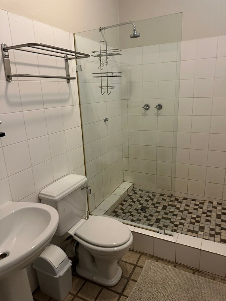 Фото Melville Turret Guesthouse