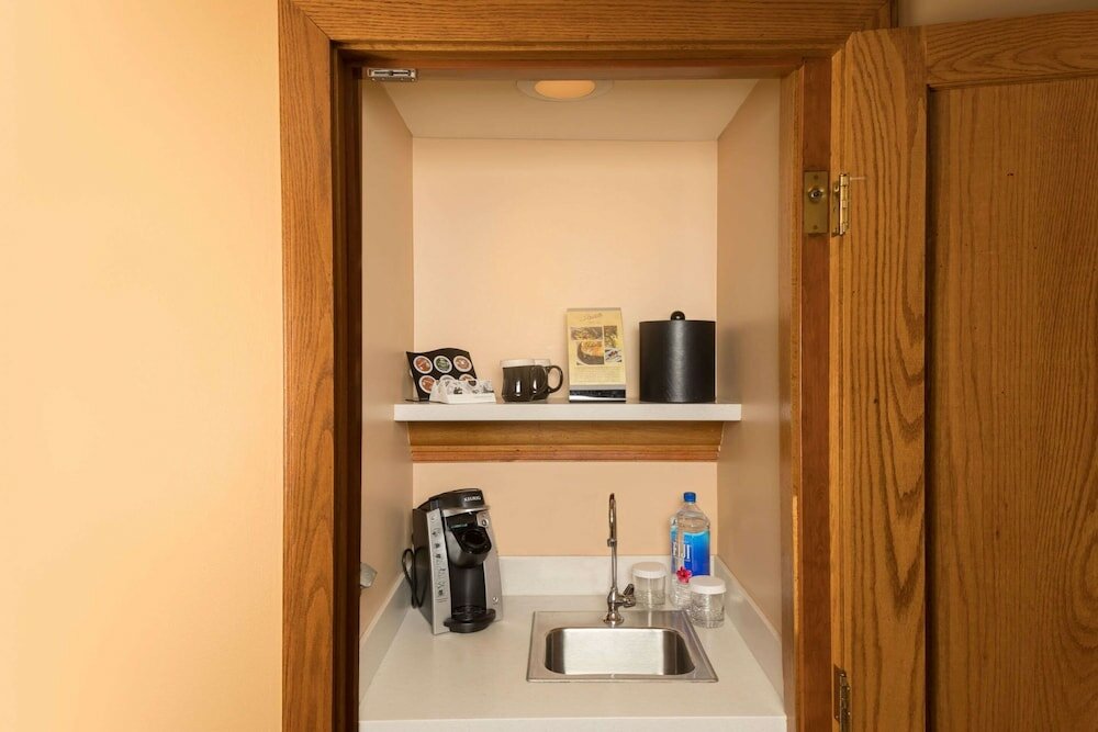 Фото Haywood Park Hotel, Ascend Hotel Collection