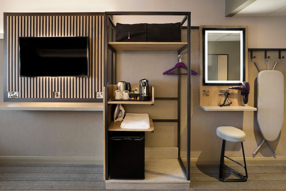 Фото Premier Inn London Bank - Tower