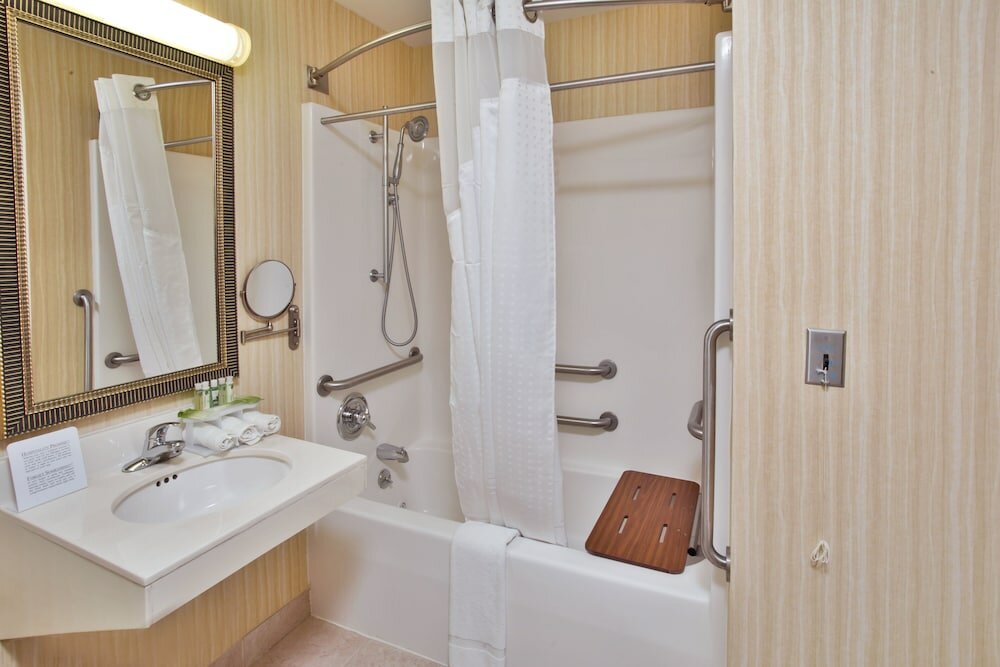 Фото Holiday Inn Express Breaux Bridge, an Ihg Hotel