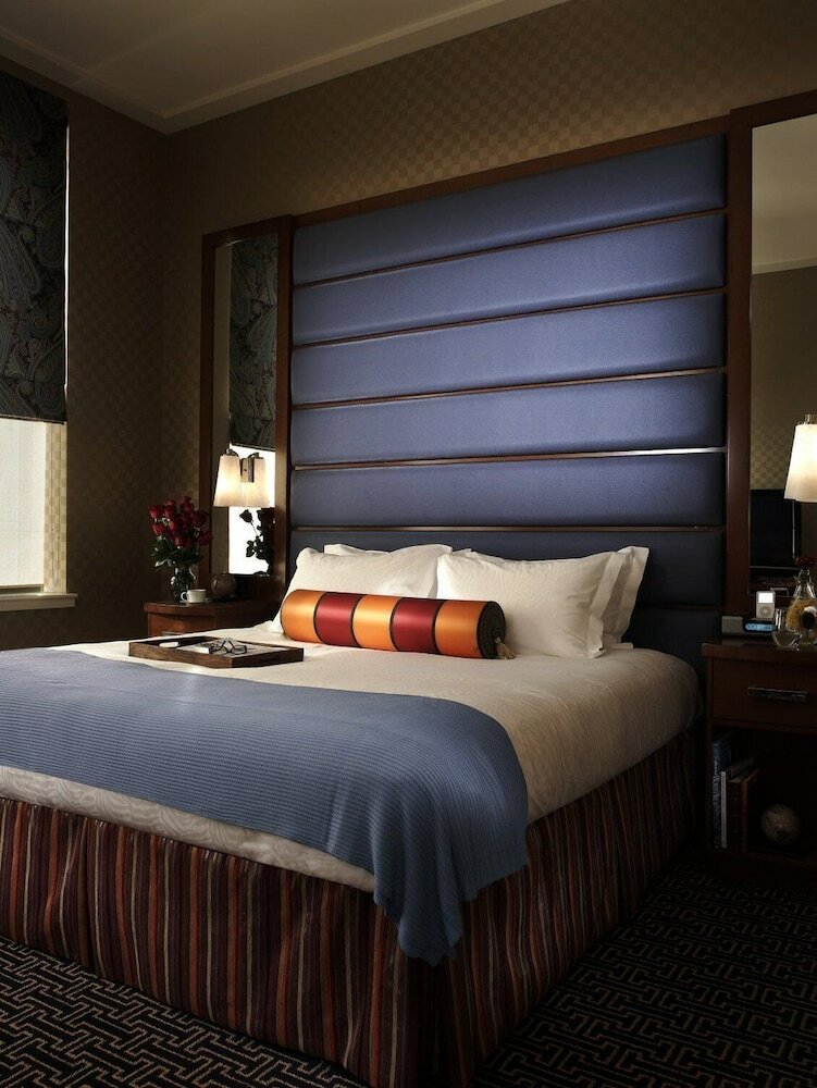 Фото Kimpton Hotel Monaco Baltimore Inner Harbor, an Ihg Hotel