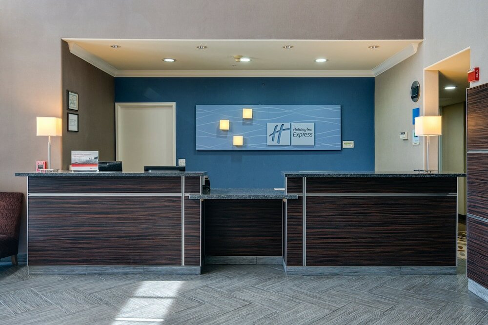 Фото Holiday Inn Express & Suites Santa Clara, an Ihg Hotel