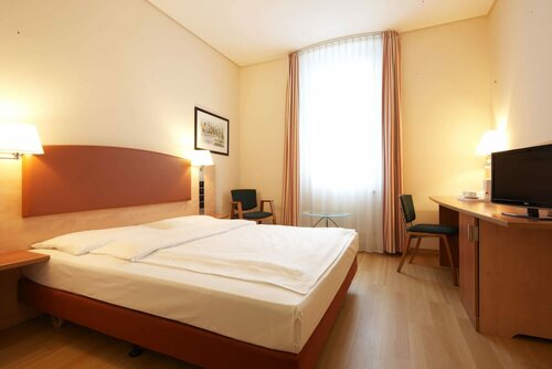 Гостиница IntercityHotel Berlin Ostbahnhof в Берлине