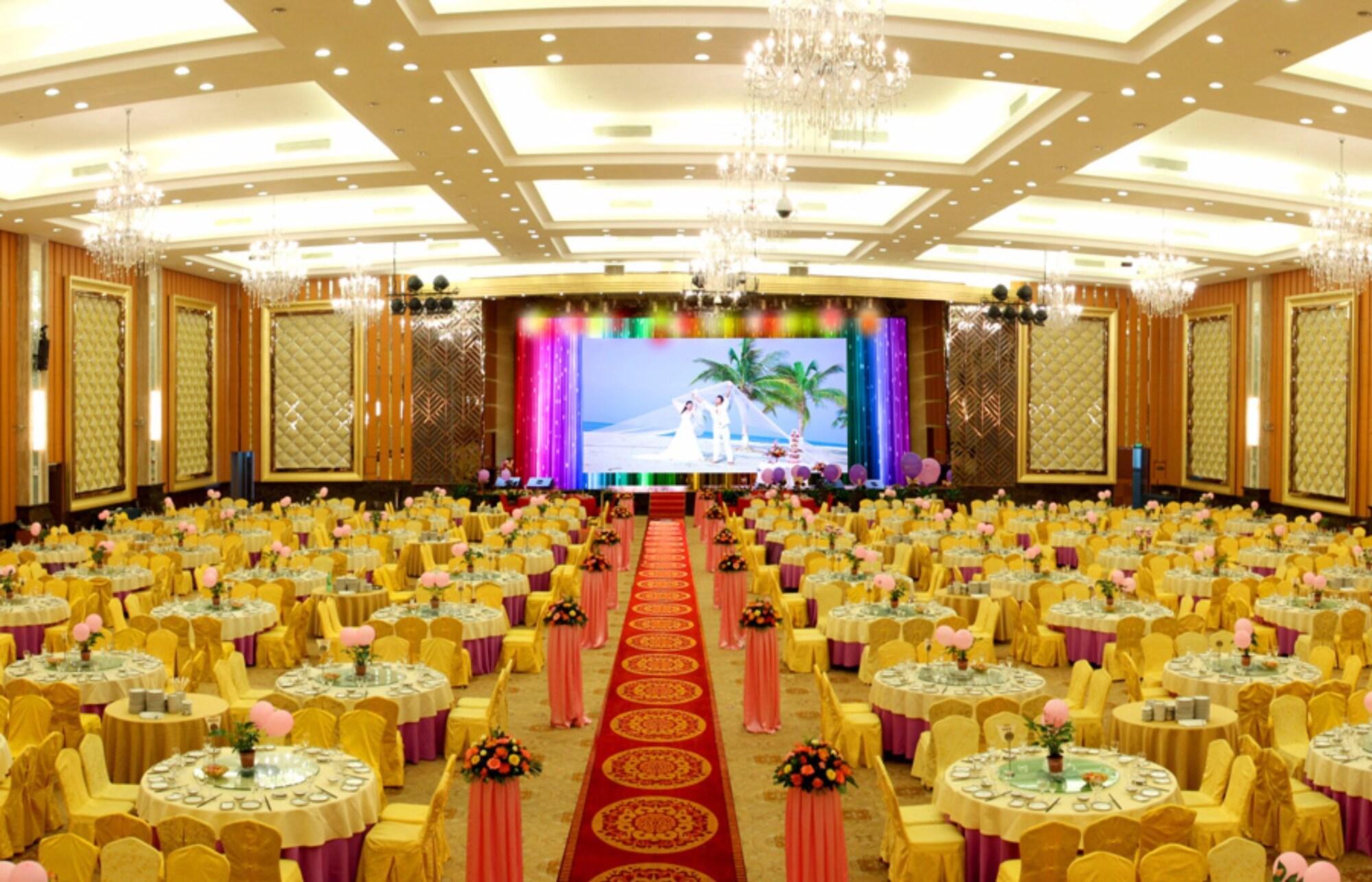 Фото Winnerway Hotel