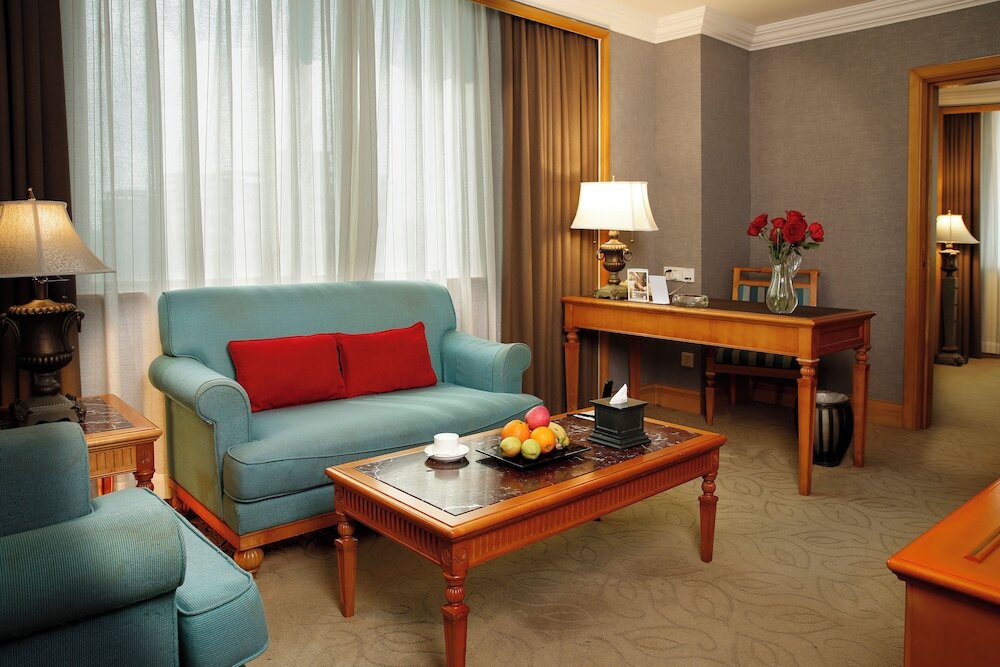 Фото Grand Noble Hotel