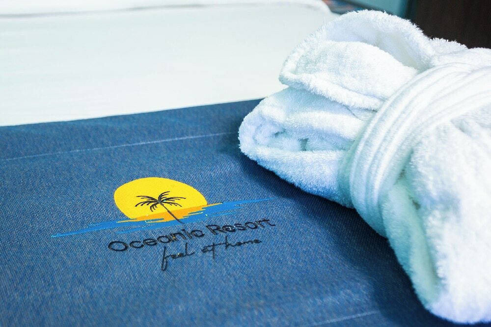 Фото Oceanic Resort