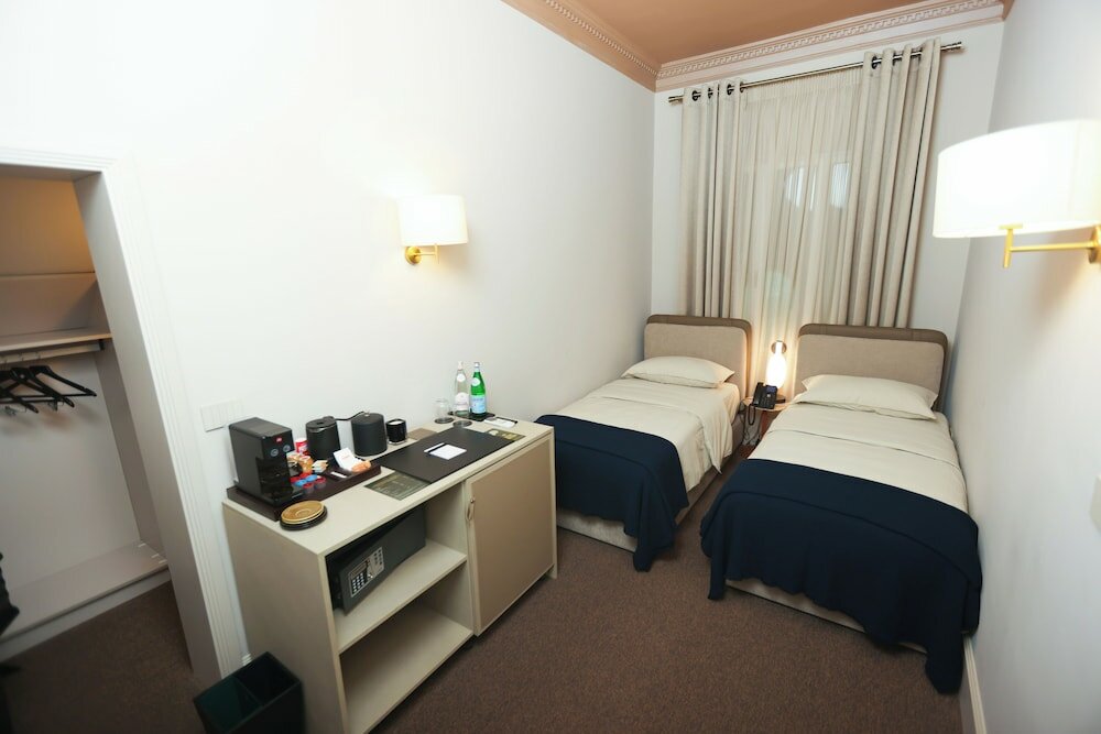 Фото Padam Boutique Hotel & Restaurant