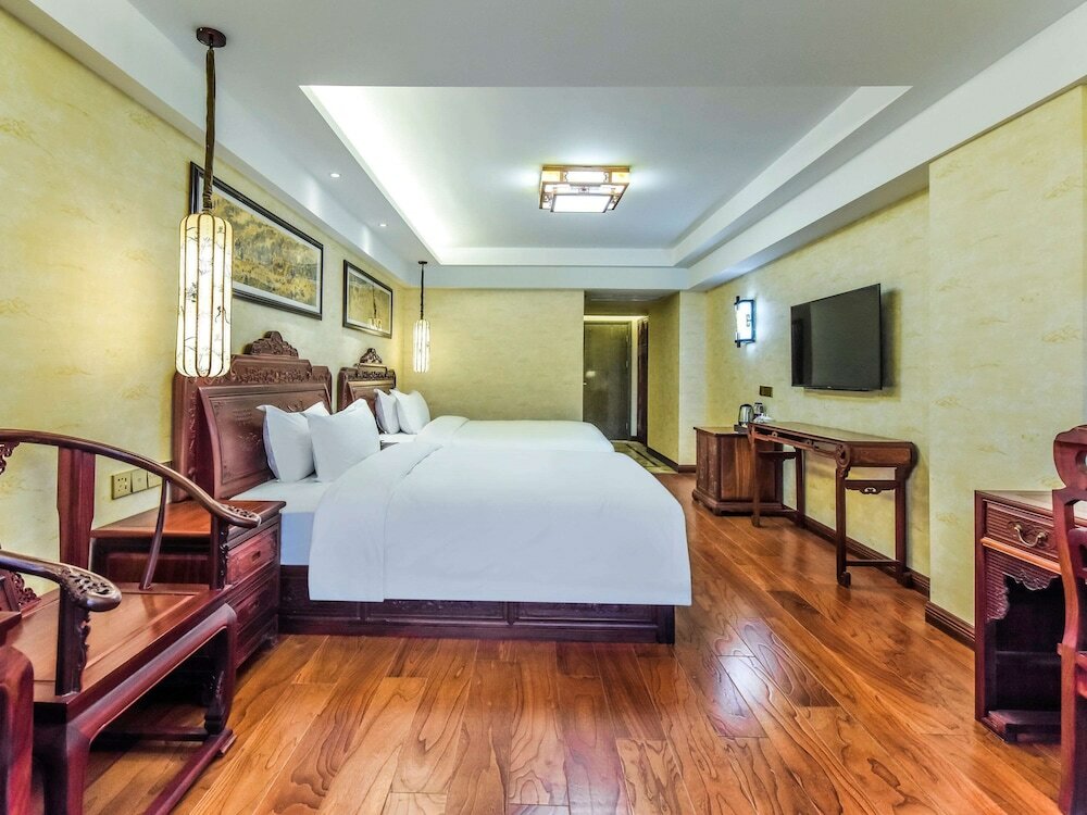 Фото Mercure Chongqing Downtown