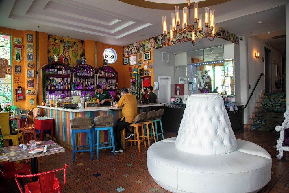 Фото Whitelaw Hotel