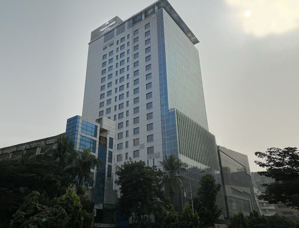 Фото Renaissance Dhaka Gulshan Hotel