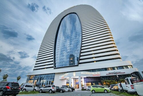 Внешний вид отеля Alliance Palace Batumi в Батуми, фото 1