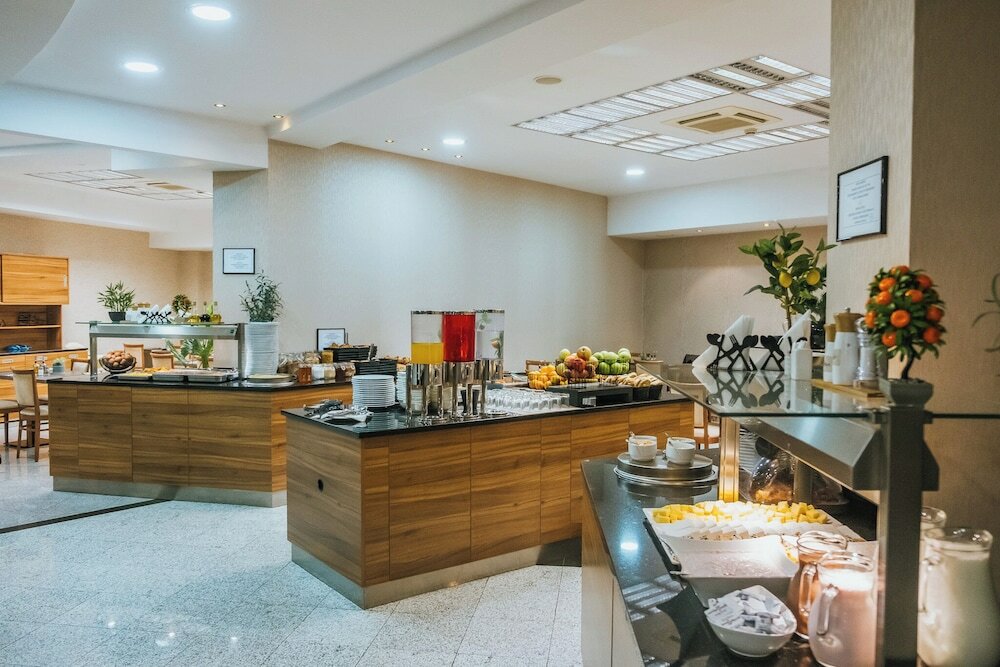 Фото Kings Park Hotel