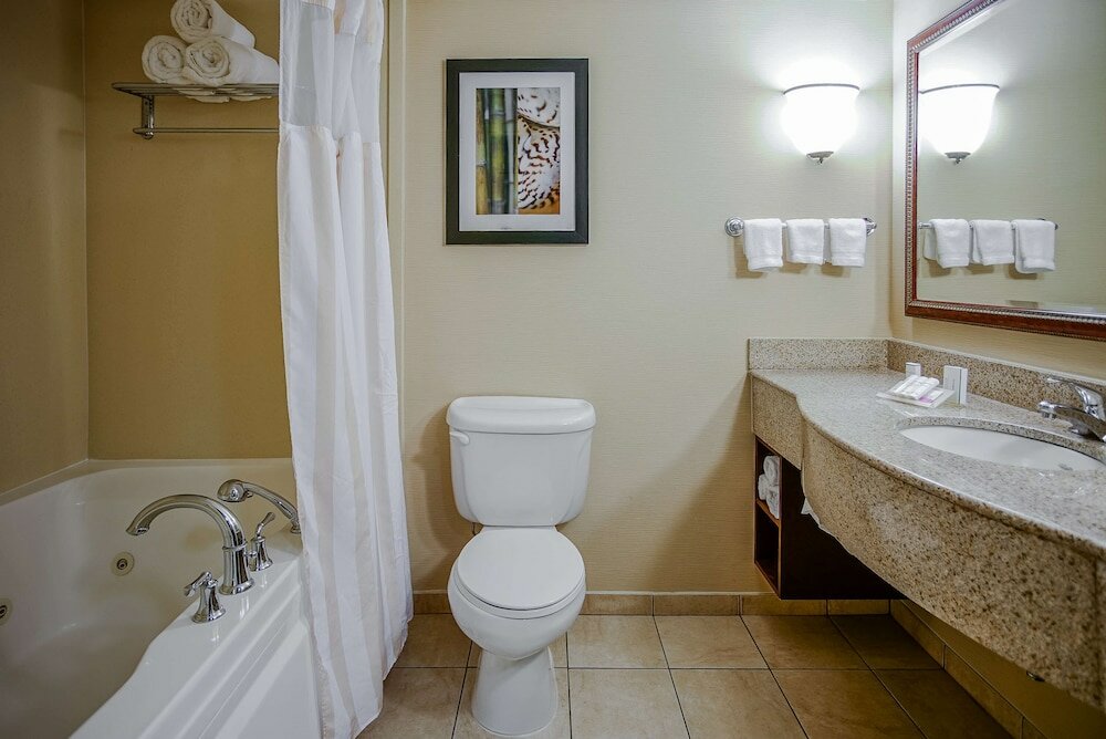 Фото Hilton Garden Inn Kankakee