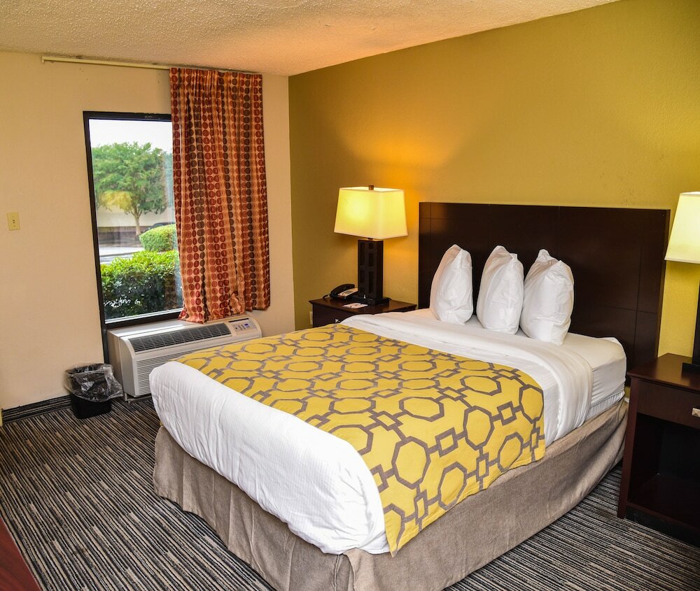 Фото Baymont by Wyndham Columbus Ga