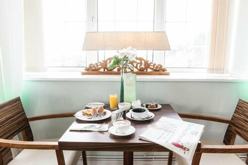 Гостиница Stradey Park Hotel в Уэльсе