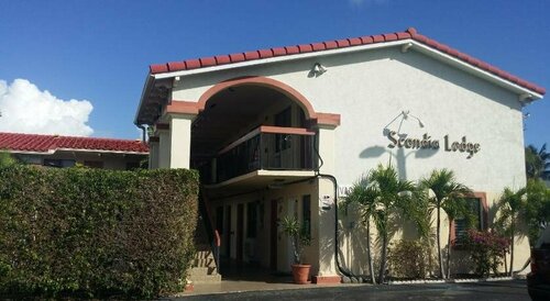 Гостиница Scandia Lodge в Лейк Уорте