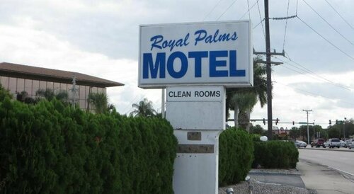 Гостиница Royal Palms Motel в Стюарте