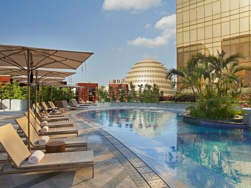 Внешний вид отеля City of Dreams - Nüwa Manila в Паранаке, фото 3