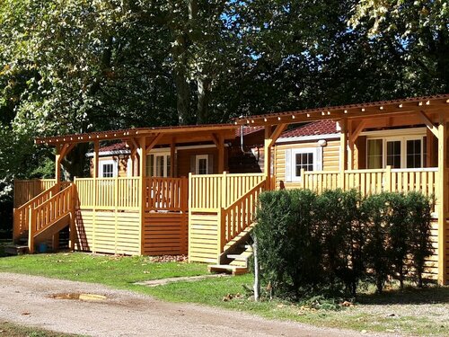 Кемпинг Camping Des 2 Rives в Шато-Шиноне-(Виль)