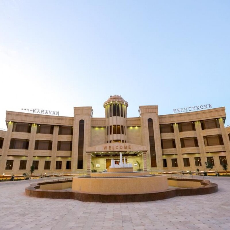 Фото Karavan Hotel