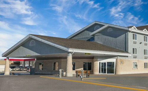Гостиница Super 8 by Wyndham Winnipeg West в Виннипеге