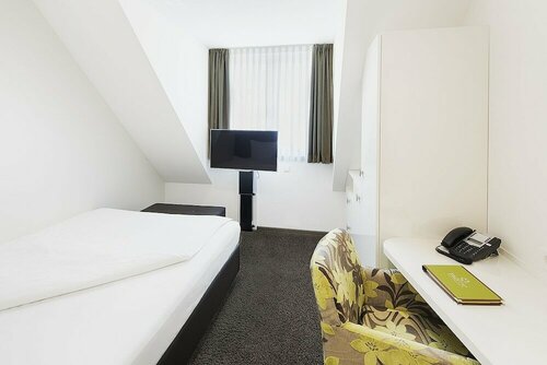 Гостиница Taome Feng Shui Stadthotel Breisgau в Эммендингене