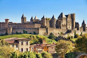 отель Hôtel Pont Rouge, Carcassonne