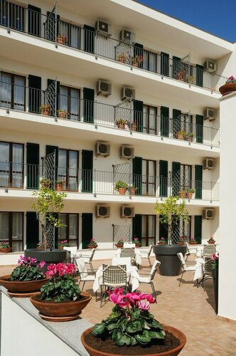 Гостиница Hotel Angedras в Альгеро
