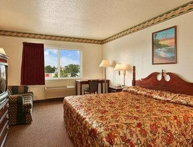 Гостиница Super 8 by Wyndham Chicago O'Hare Airport в Вуд Дейл