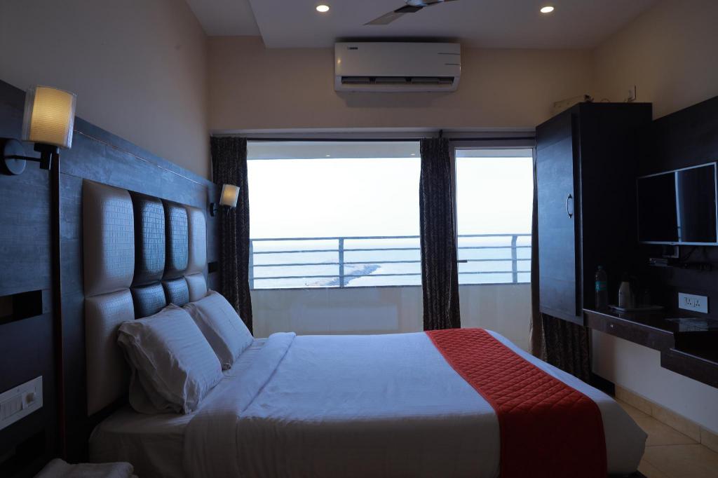 Фото Hotel Maadhini