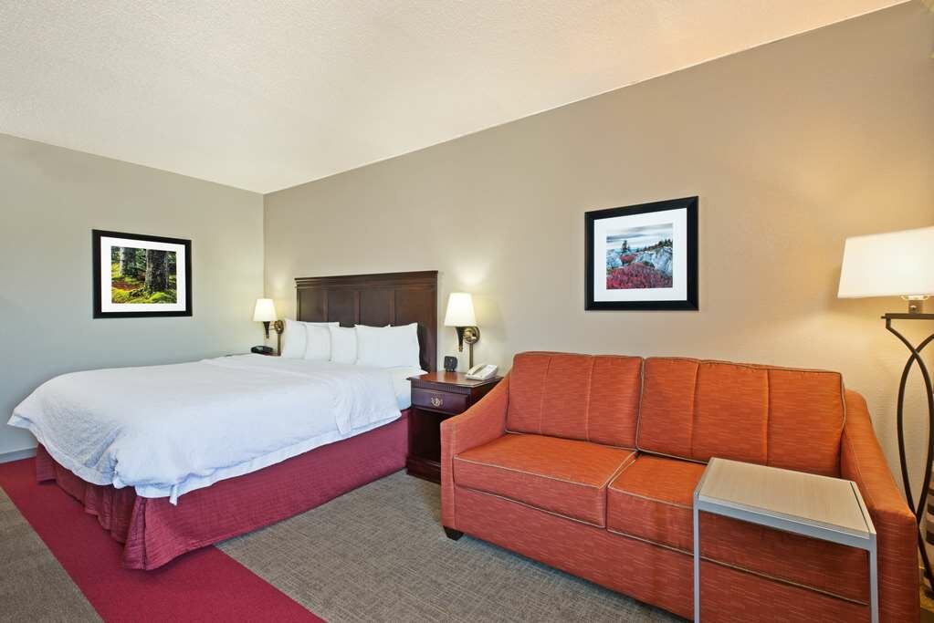 Фото Hampton Inn Huntington/Barboursville