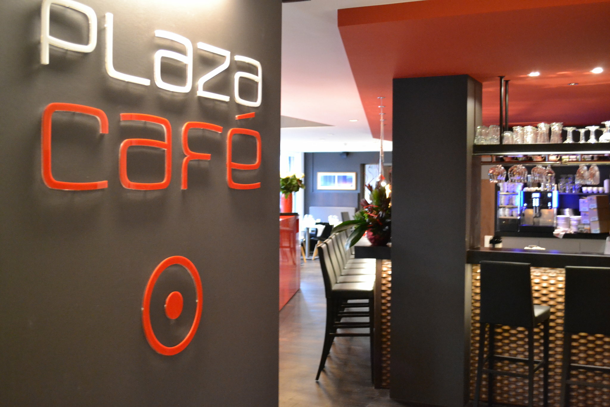 Фото Crowne Plaza Bruges