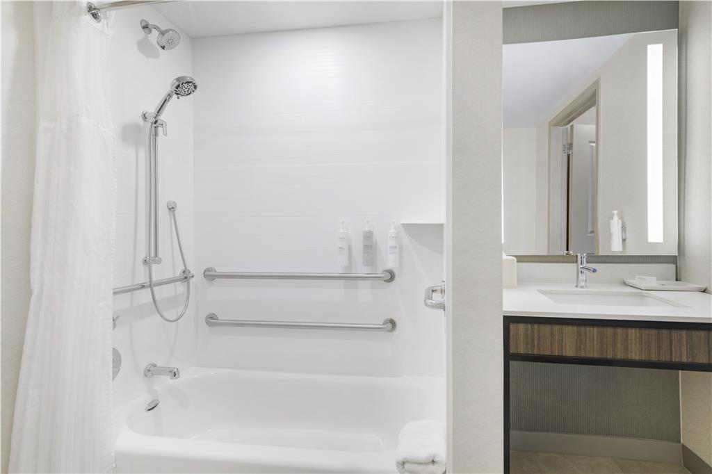 Фото Hilton Garden Inn Albany/Suny Area