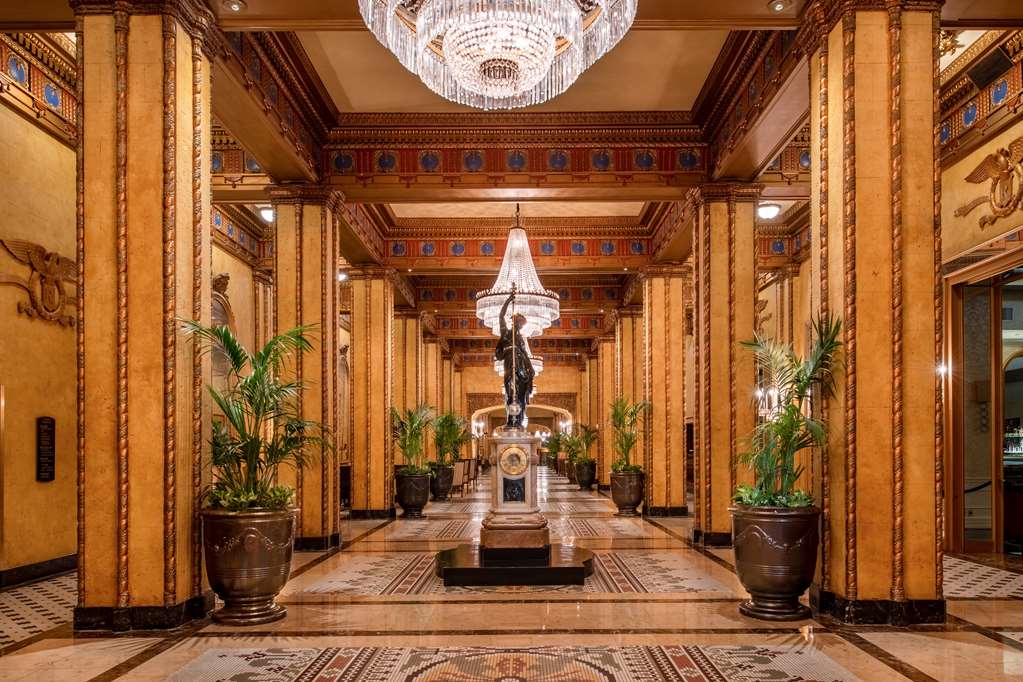 Фото The Roosevelt New Orleans, A Waldorf Astoria Hotel