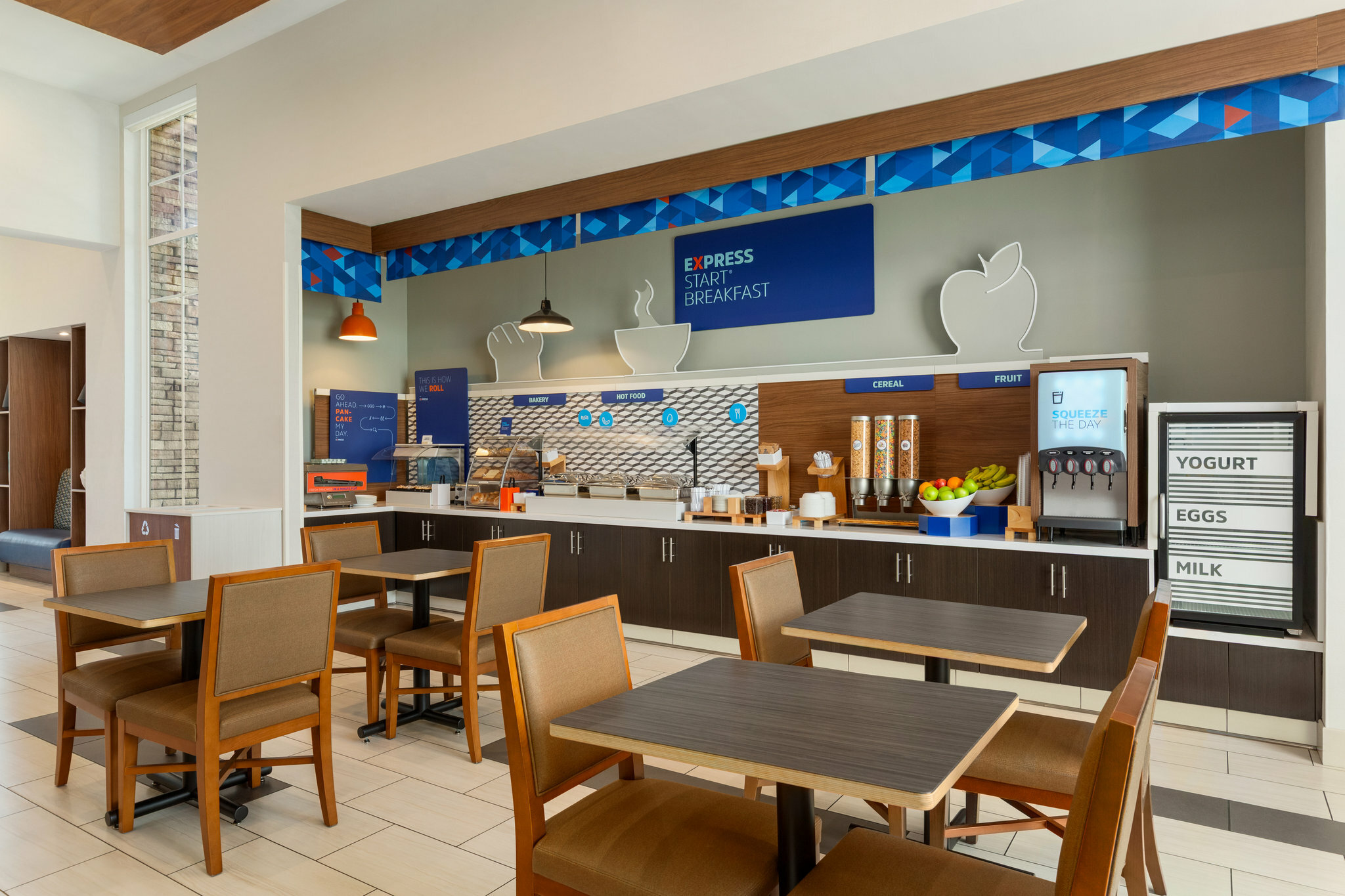 Фото Holiday Inn Express West Sacramento, an Ihg Hotel