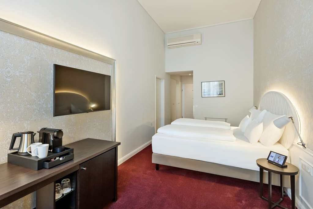 Фото Hotel Rathauspark Wien