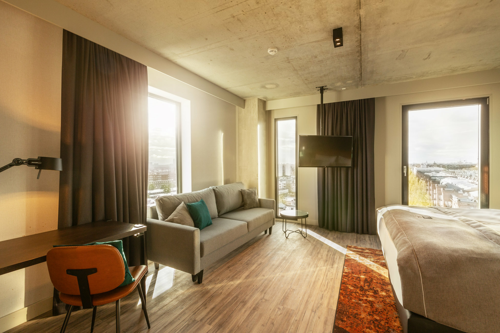 Фото The niu Fender